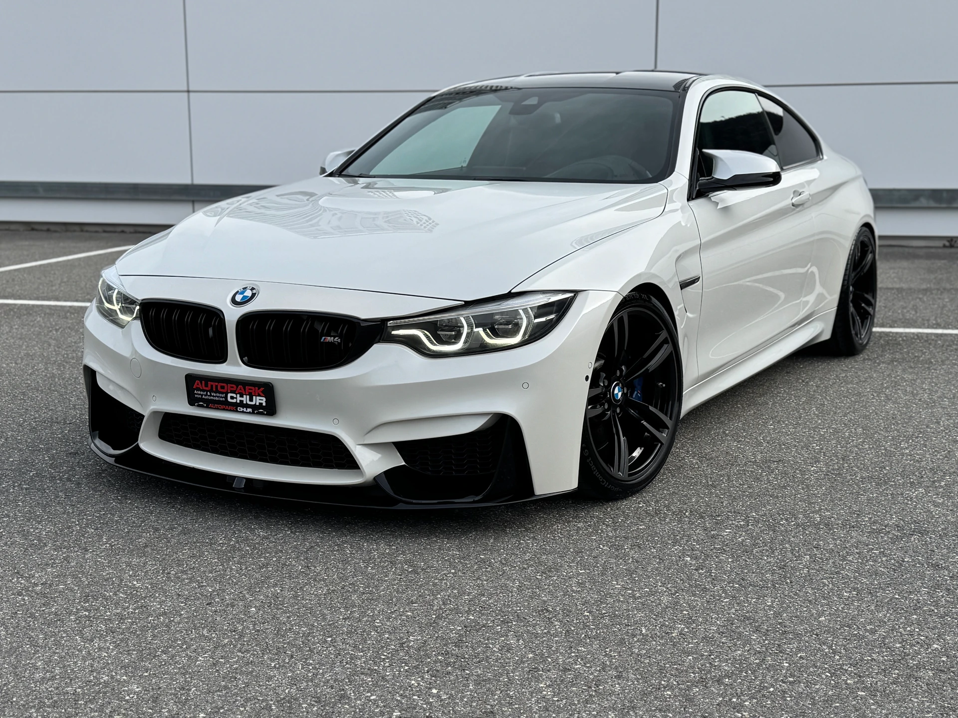 BMW M4 Coupé Competition DKG